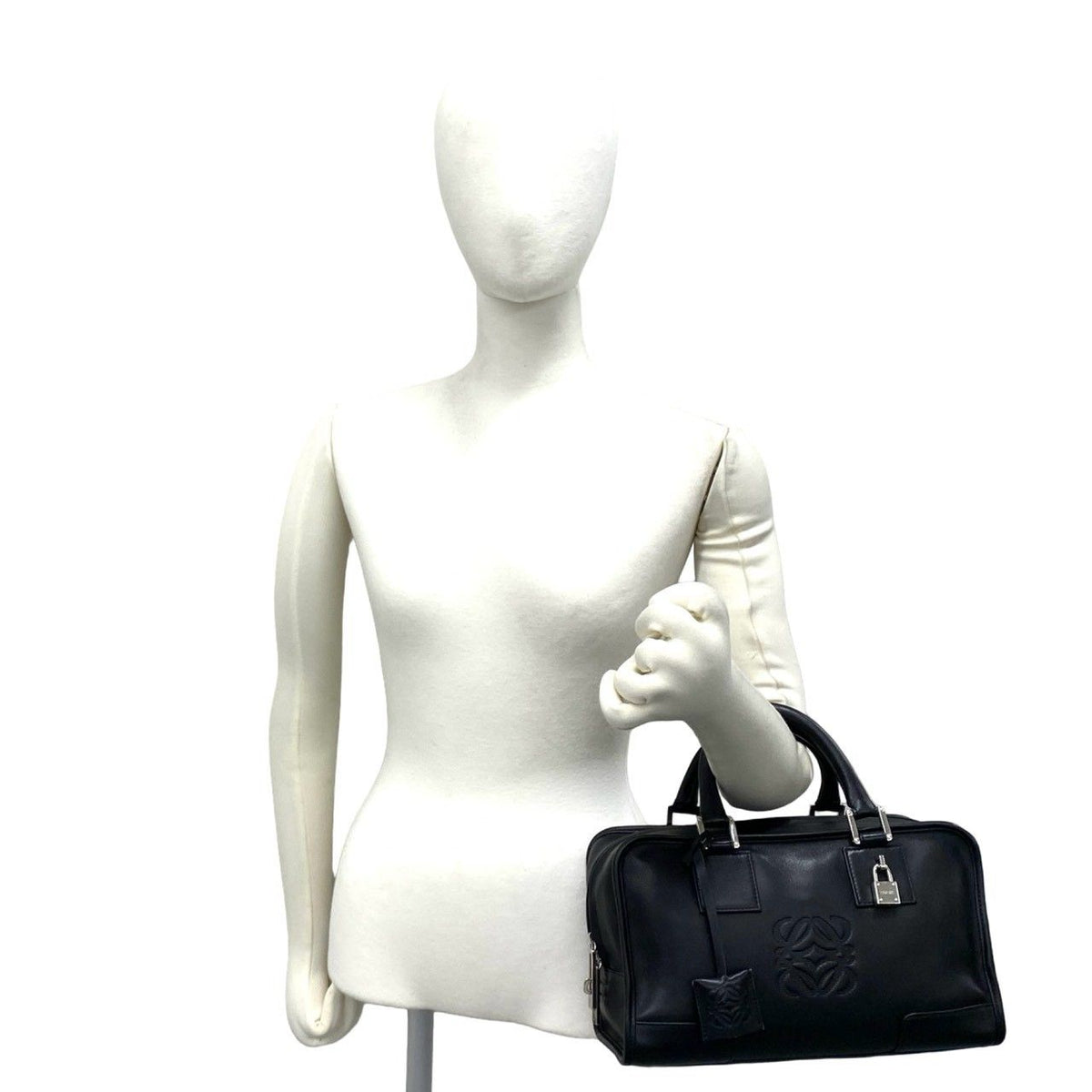 Loewe Amazona 28 Leather Handbag