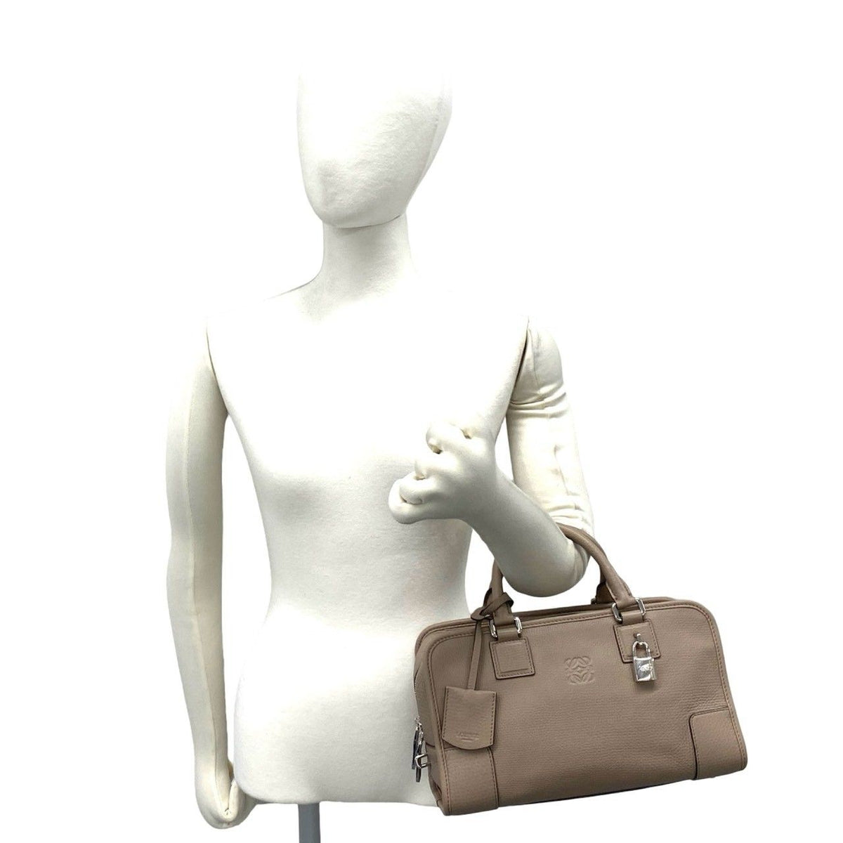 Loewe Amazona28 Leather Handbag