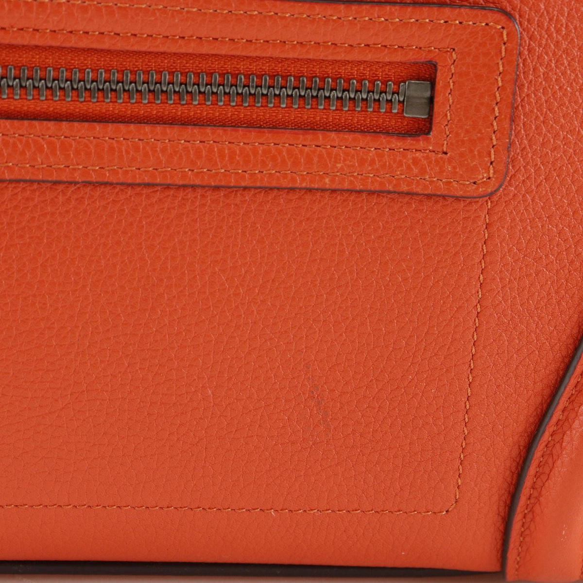 CELINE Luggage Micro Shopper Leather Handbag