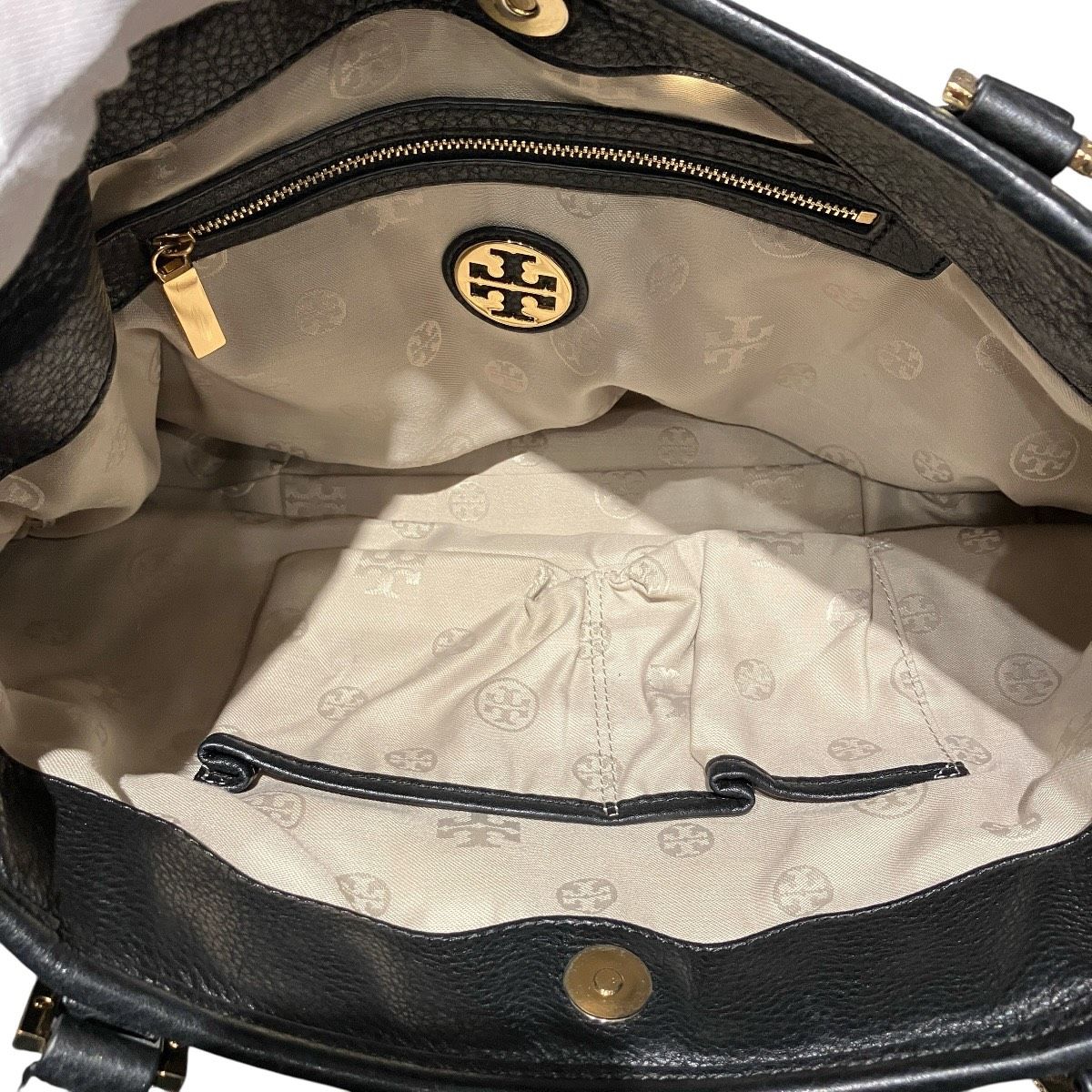 Tory Burch Amanda Leather Handbag