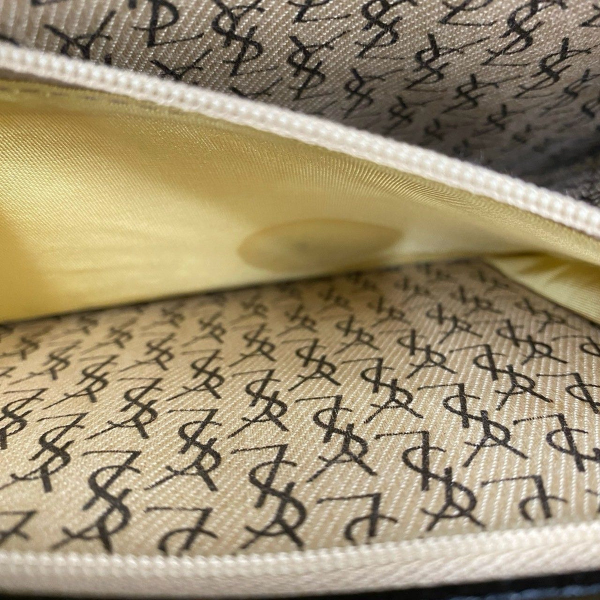Yves Saint Laurent Leather Shoulder Bag