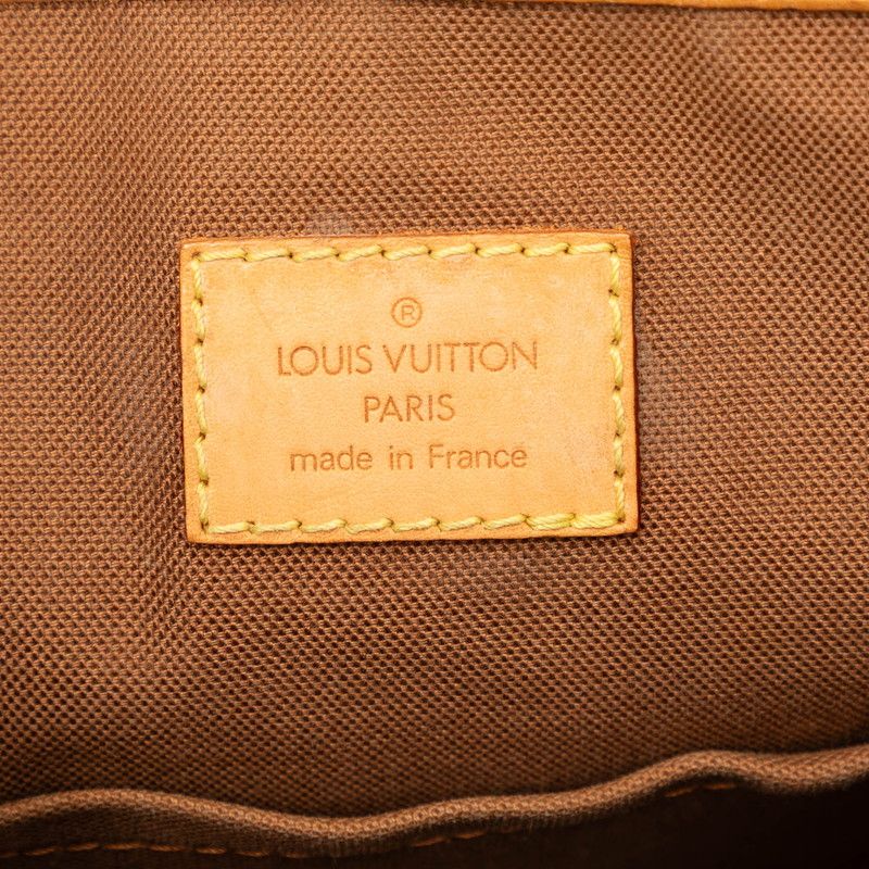 Louis Vuitton Batignolles Monogram Handbag