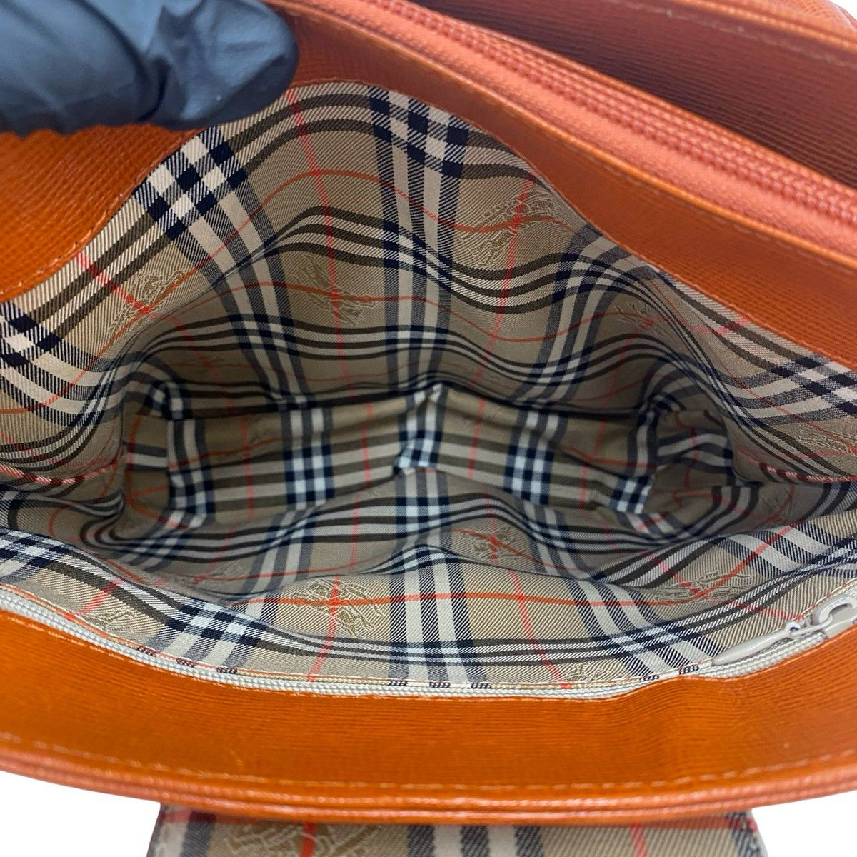 Burberrys Shadow Horse Leather Shoulder Bag