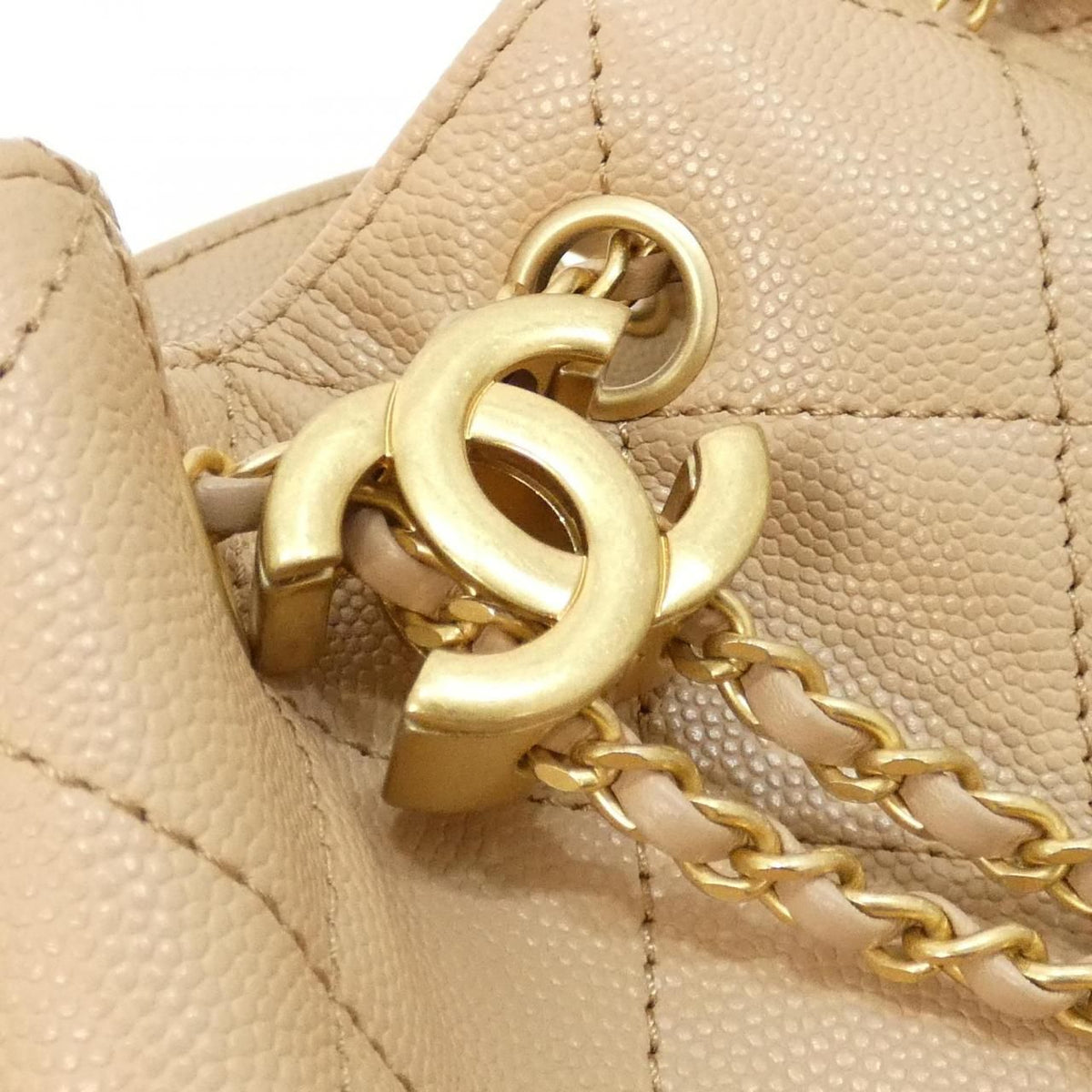 Chanel Chanel25 Line Caviar Skin Shoulder Bag