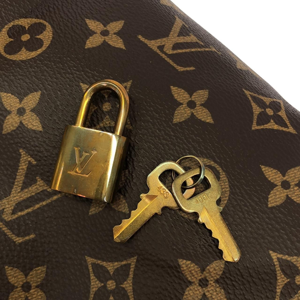 Louis Vuitton Speedy Monogram Boston Bag