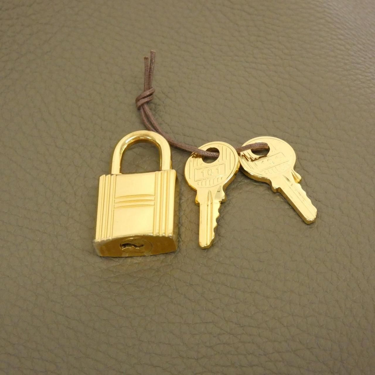 Hermes Picotin Lock MM Clemence Bag