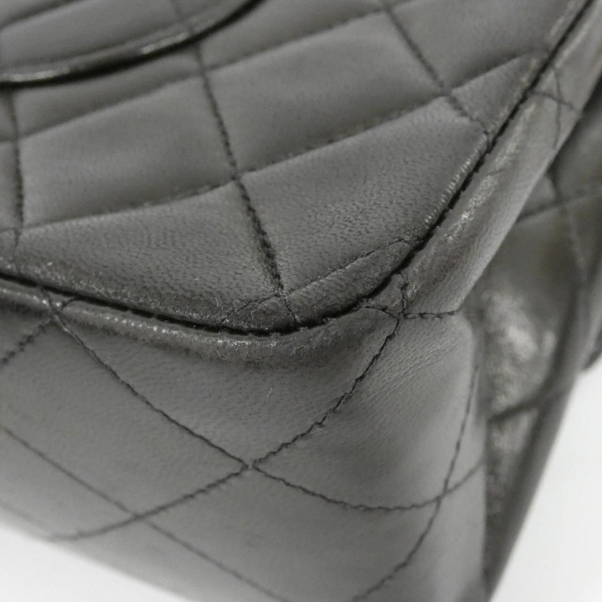 Chanel 1112 Lambskin Shoulder Bag