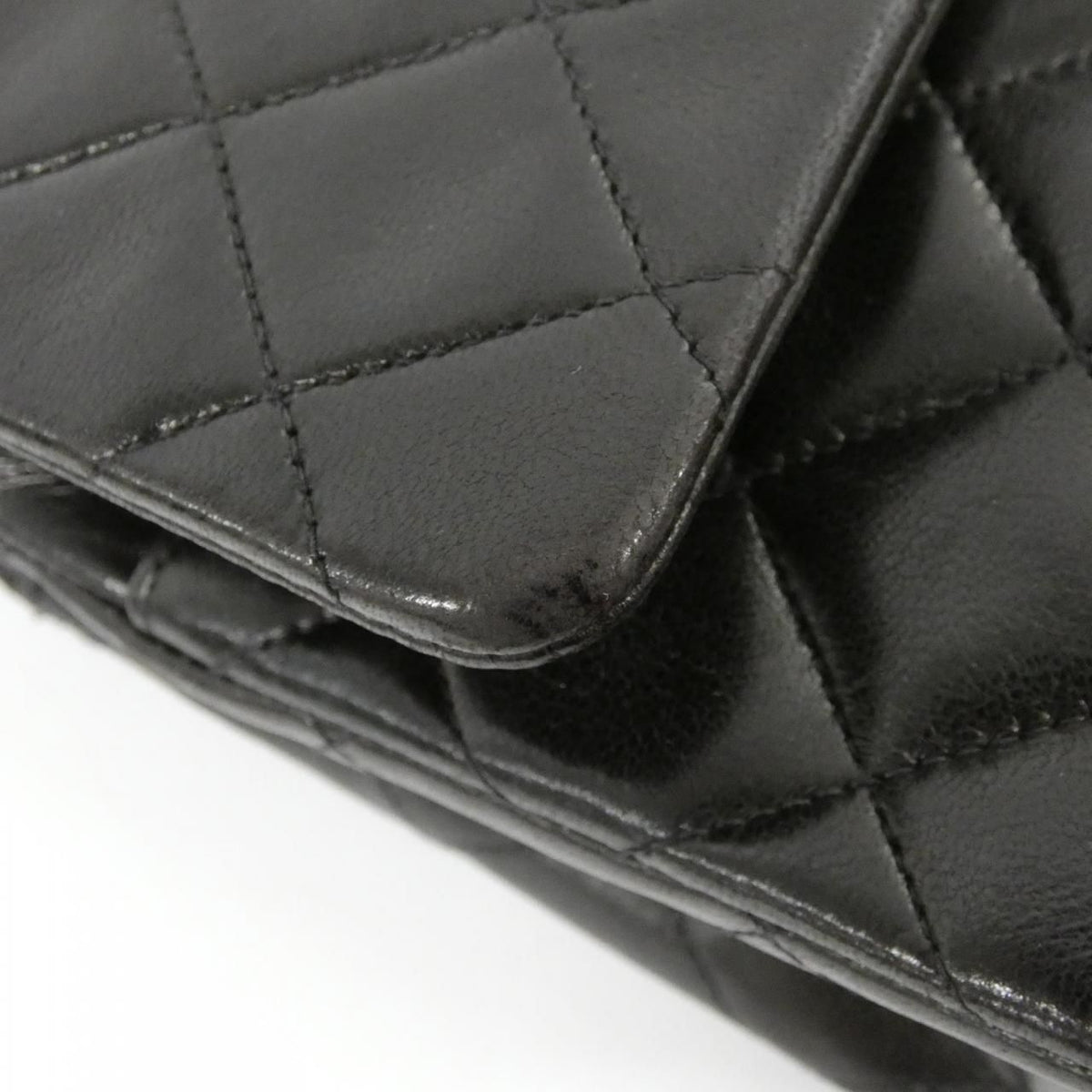 Chanel 1112 Lambskin Shoulder Bag