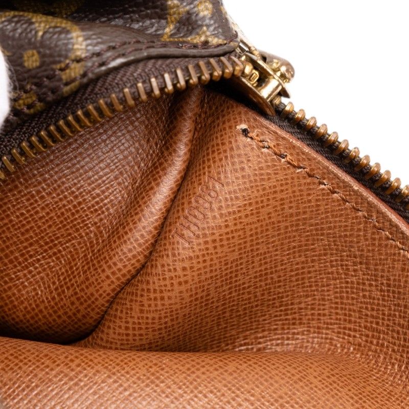 Louis Vuitton Papillon 26 Monogram Handbag