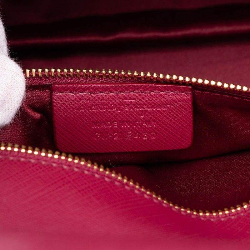 Salvatore Ferragamo Vara Ribbon Leather Shoulder Bag