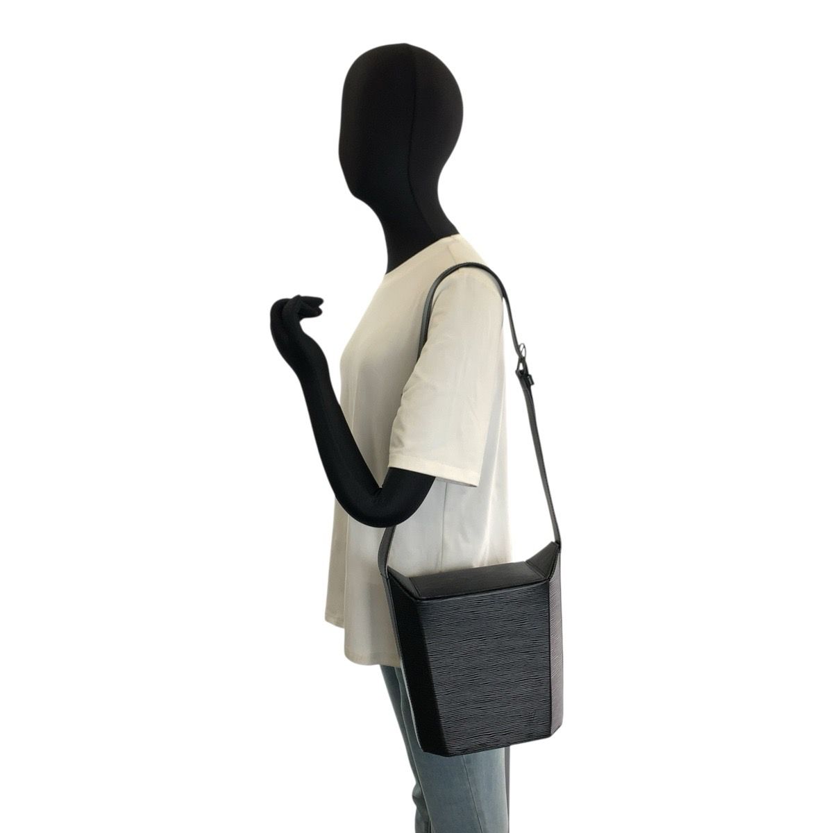 Louis Vuitton Sac Sou Epi Leather Shoulder Bag