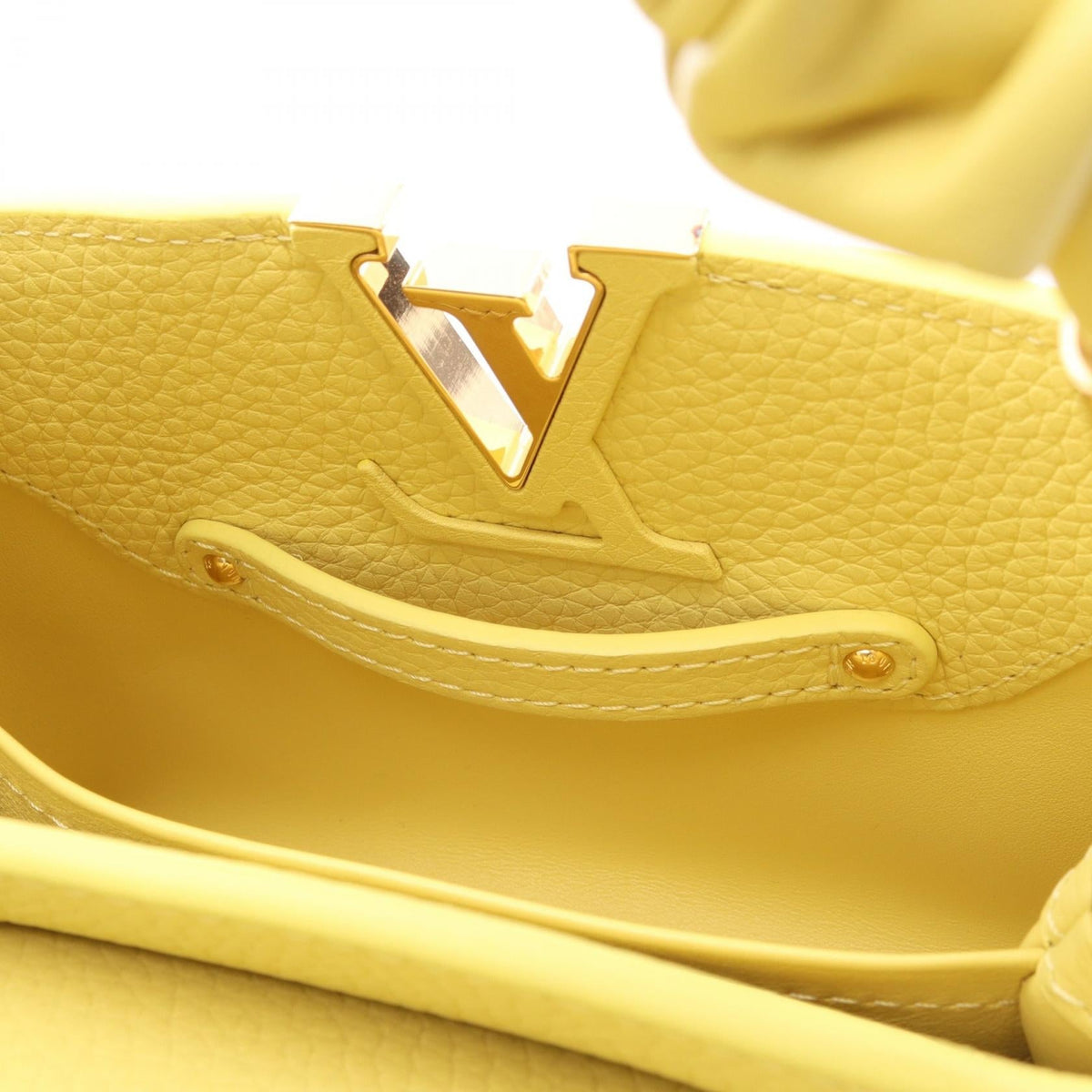 Preloved LOUIS VUITTON Capucine MINI Scrunchie 2WAY Yellow Handbag M21798 2101219883595