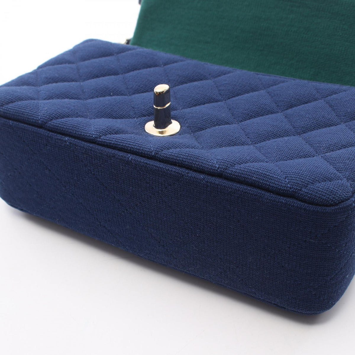 Preloved CHANEL Blue Mini Matelasse 20 cotton A69900 2101220189181