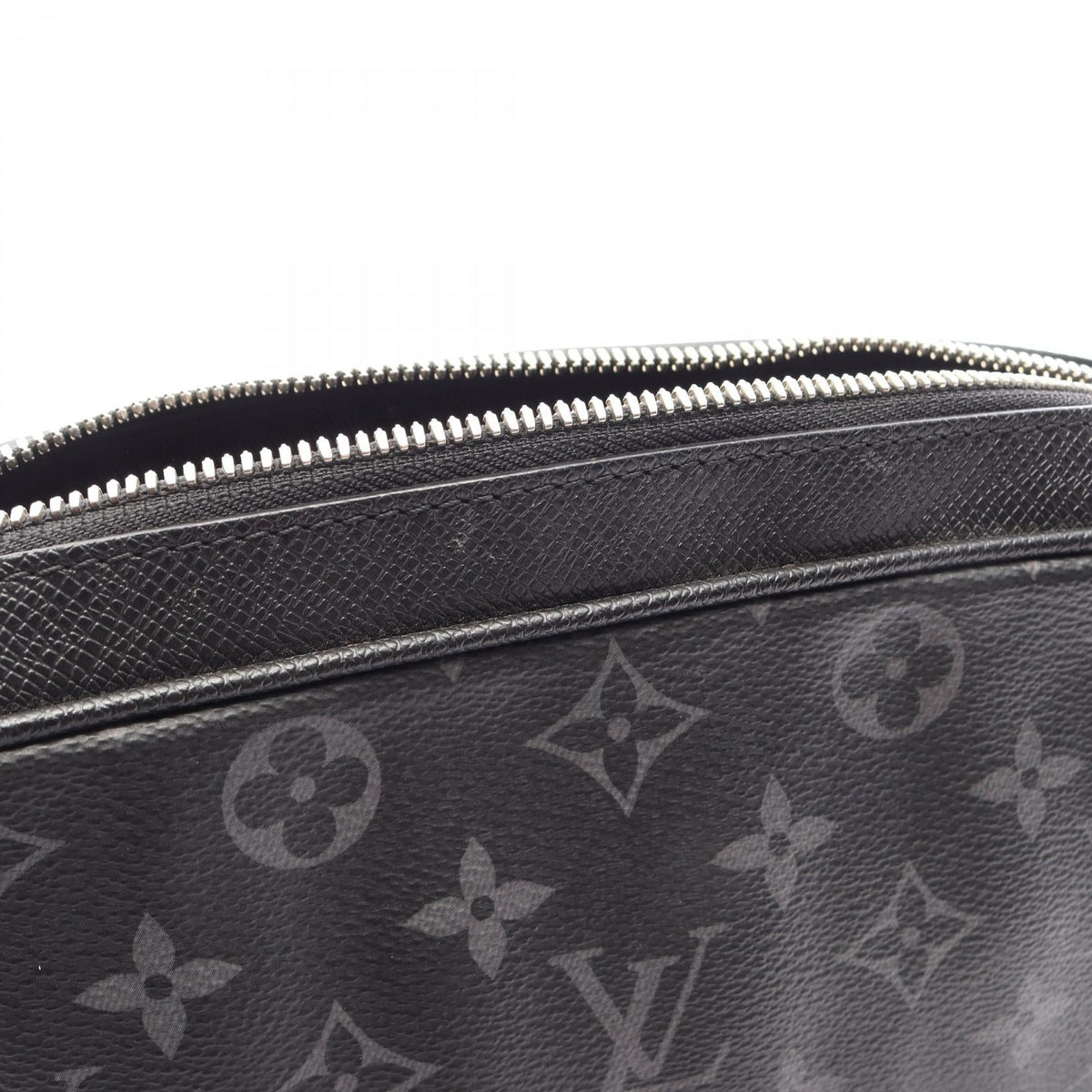 Preloved LOUIS VUITTON Outdoor Messenger PM Taigarama Black Black Shoulder Bag M30233 2101220298593