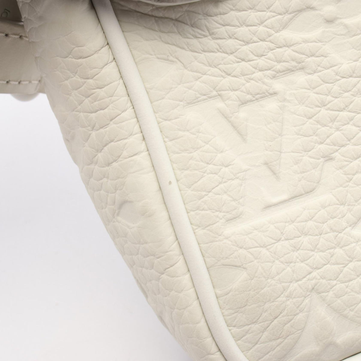Preloved LOUIS VUITTON Pico S-Lock Taurillon Clemence Monogram White Handbag M83163 2101219373669