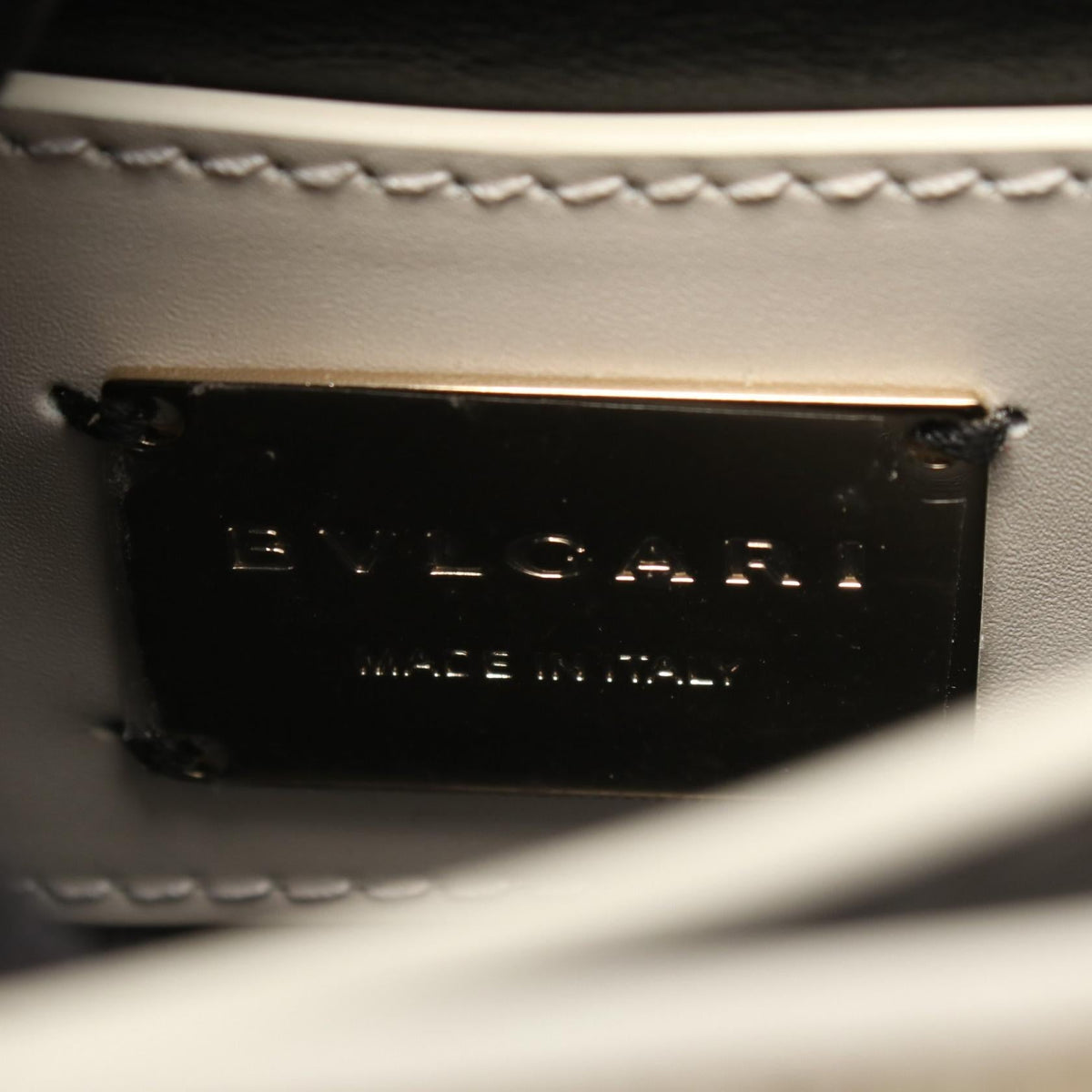 Preloved BVLGARI Serpenti Forever Shoulder Bag Beige/White leather×Garousa 2101219357997