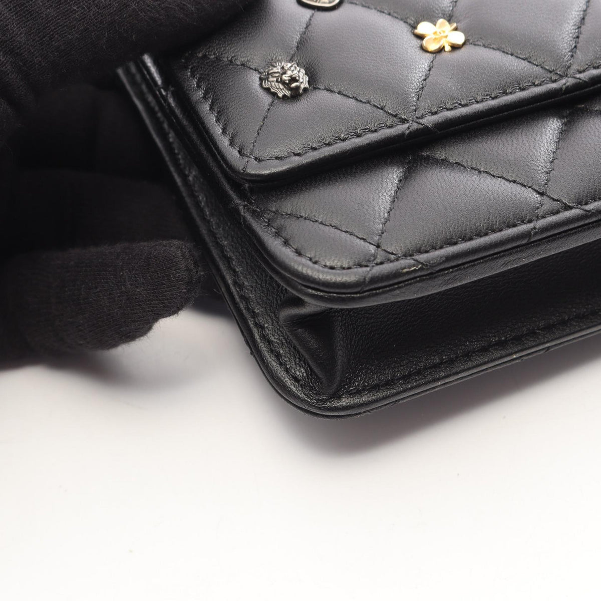 Preloved CHANEL Black Matelasse icon Lambskin (sheep leather) AP0250 2101220264062