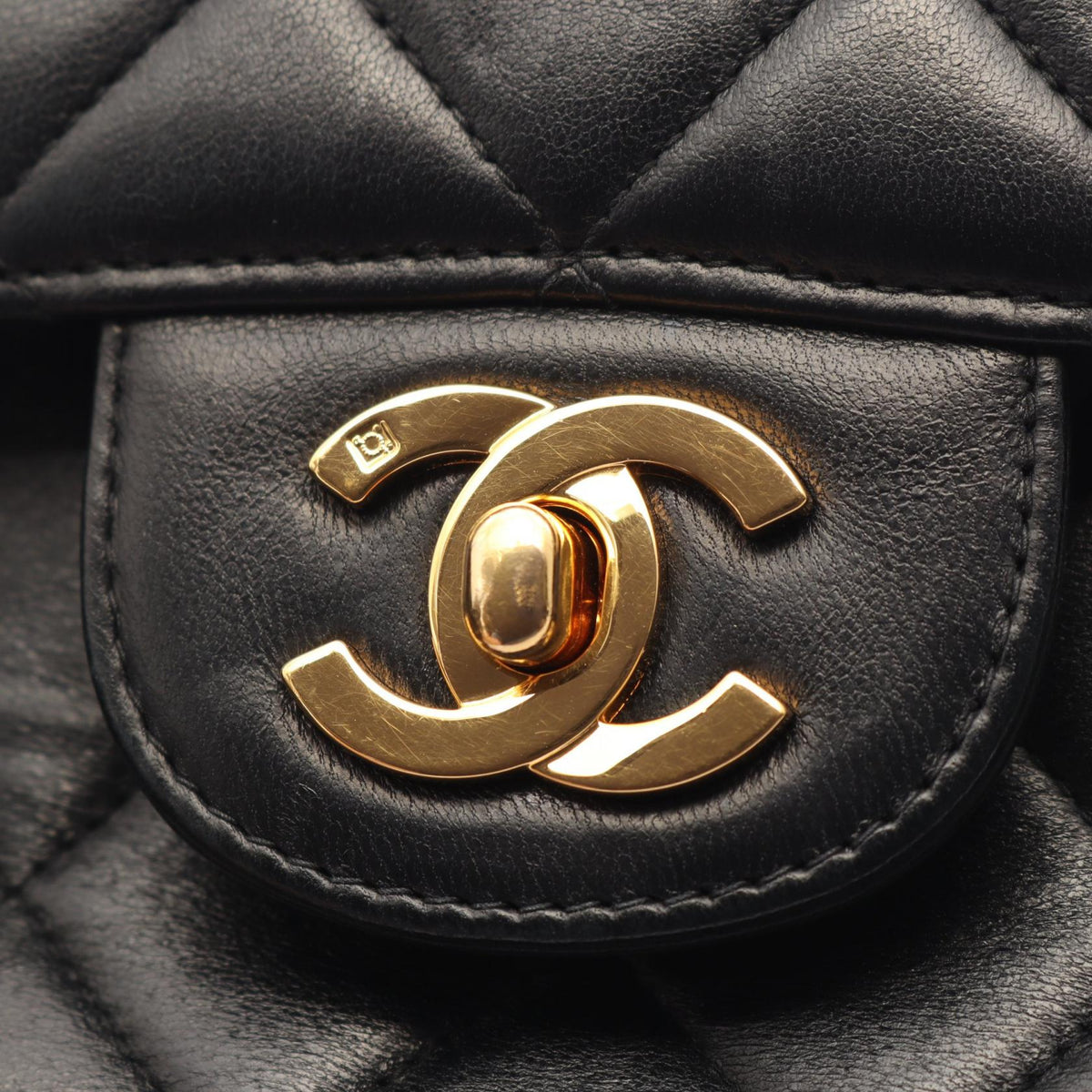Preloved CHANEL Black Matelasse W Face Lambskin (sheep leather) 2101220182885