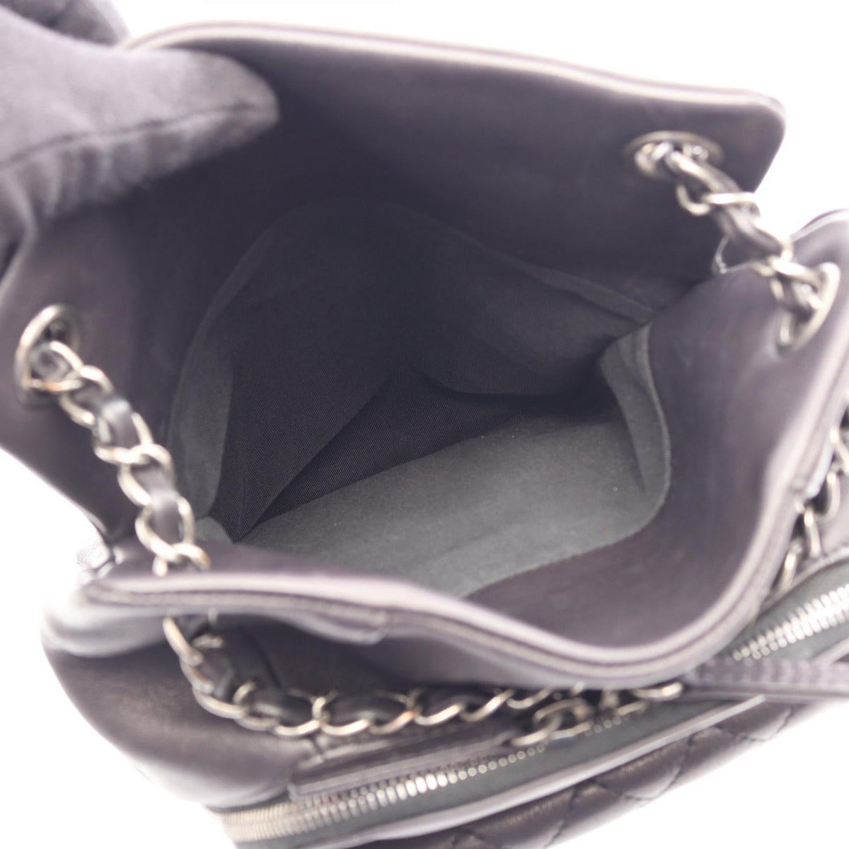 Preloved CHANEL Black Matelasse Chain Antique Silver Hardware 2-Way leather 2104102552127