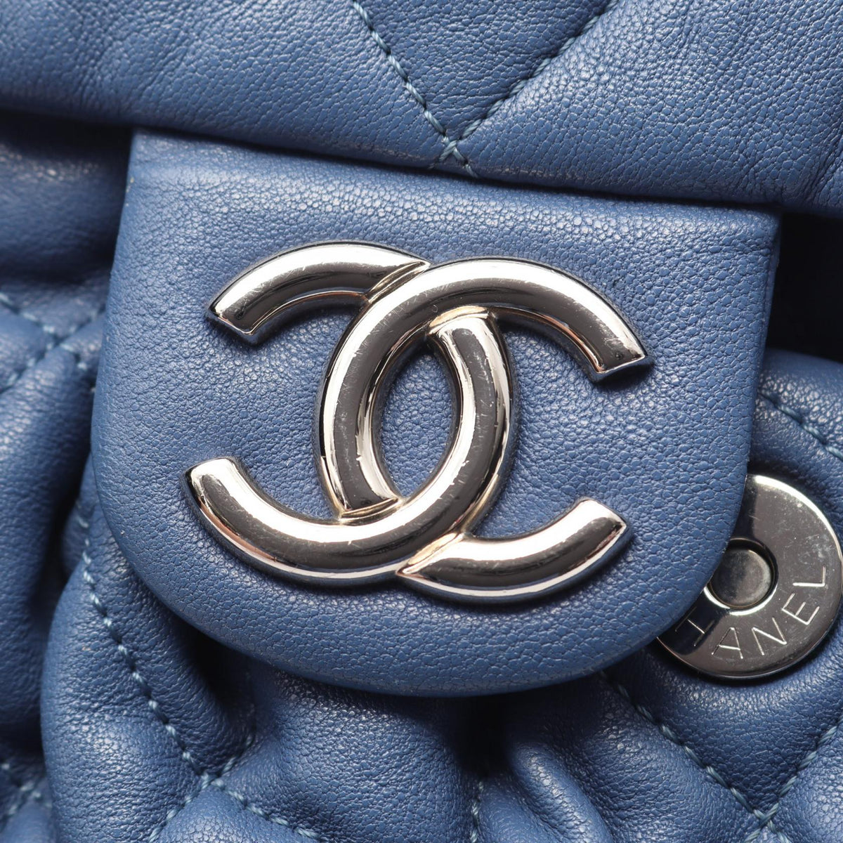 Preloved CHANEL Blue Luxury Line Matelasse Chain Around leather A49889 2101220205232