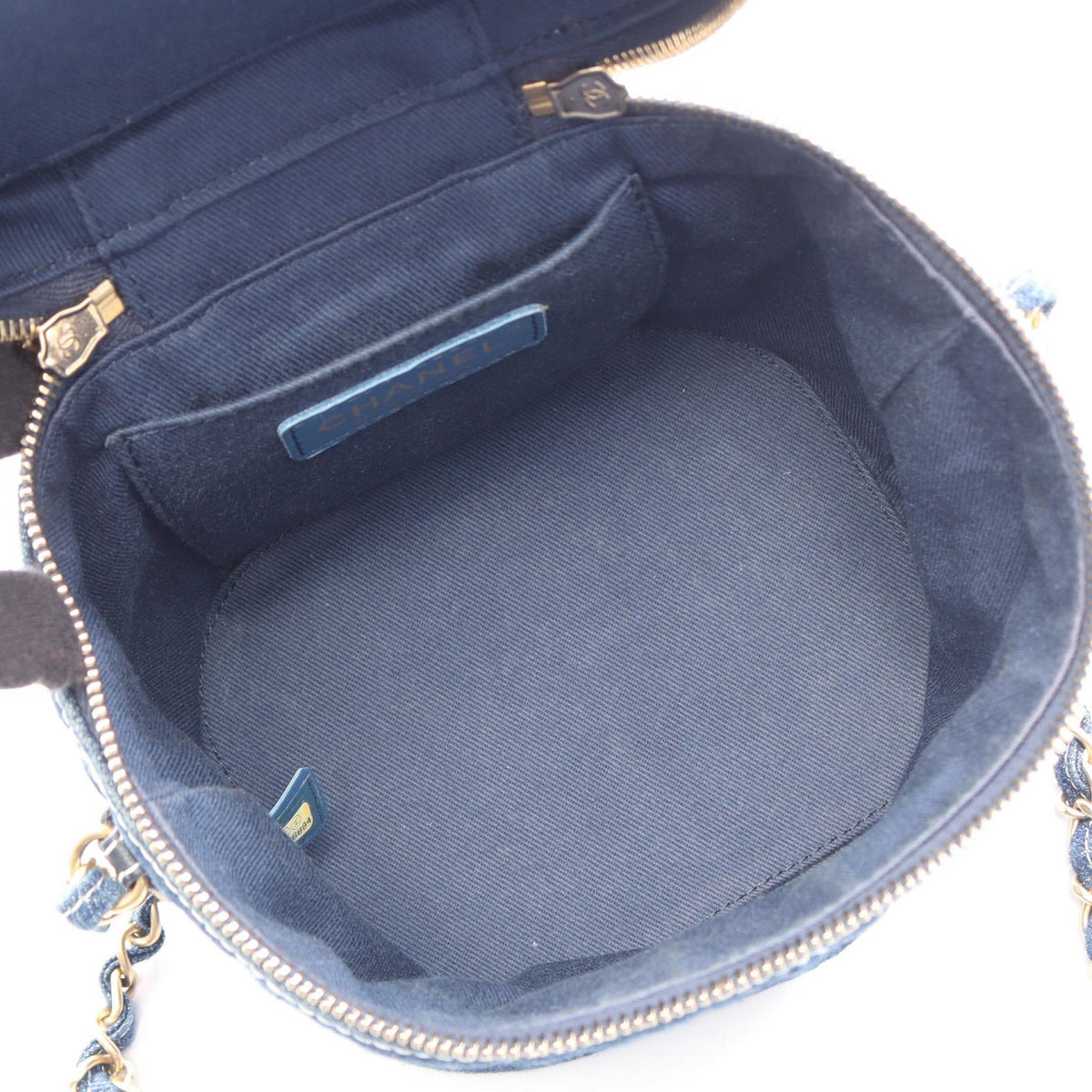 Preloved CHANEL Navy COCO Mark Vanity Bag 2WAY denim AS1336 2101220185138