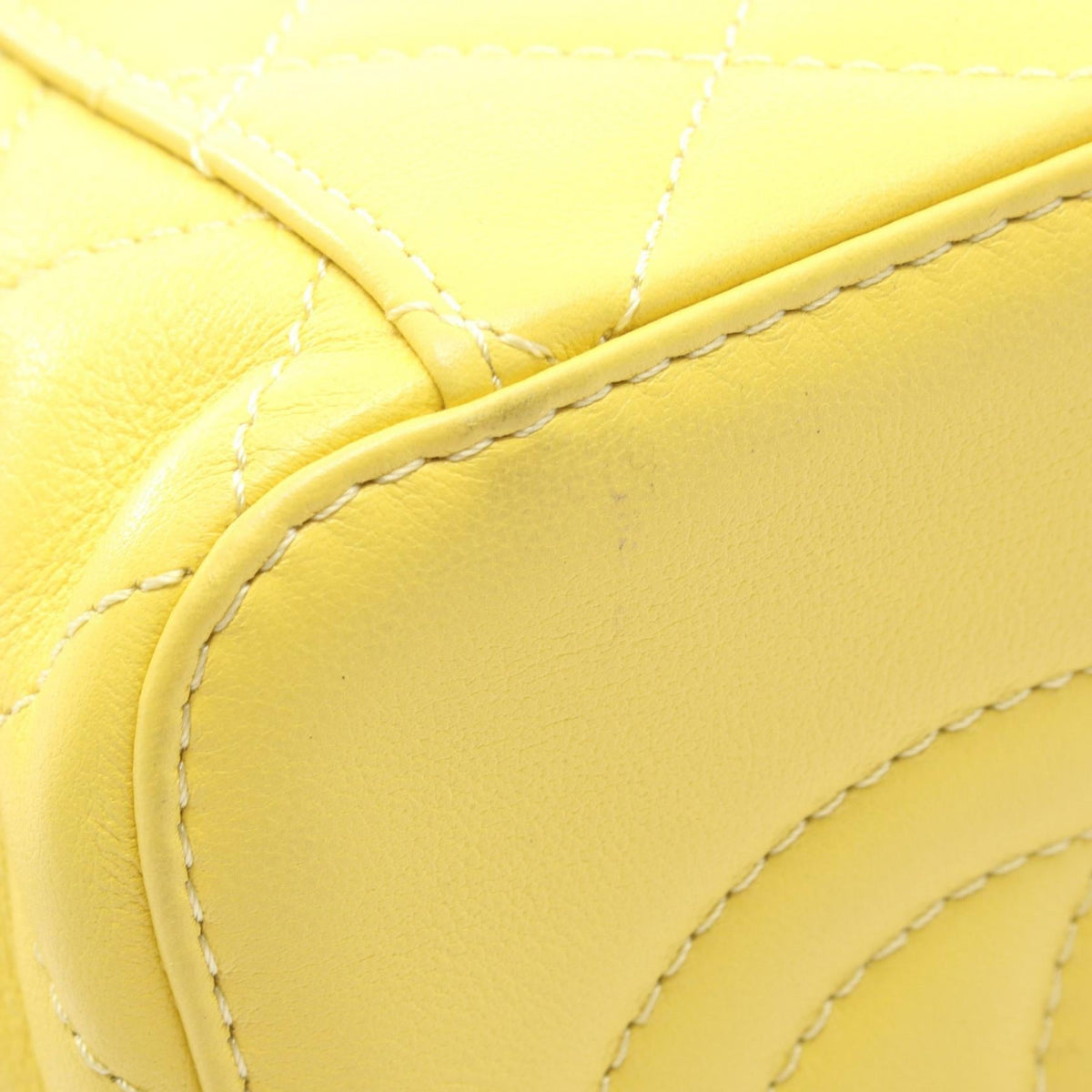 Preloved CHANEL Yellow Matelasse Vanity 2WAY Lambskin (sheep leather) 2101219785325