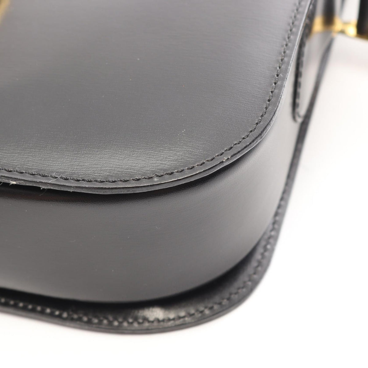 Preloved CELINE Hose carriage Shoulder Bag Black leather 2101220288655