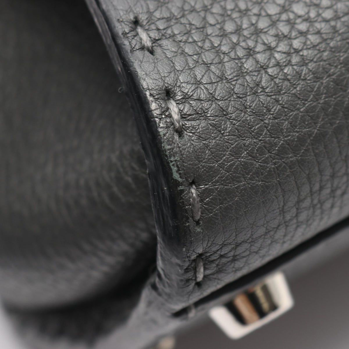Preloved FENDI Peek-a-boo regular Handbag Gray leather 2101219523217