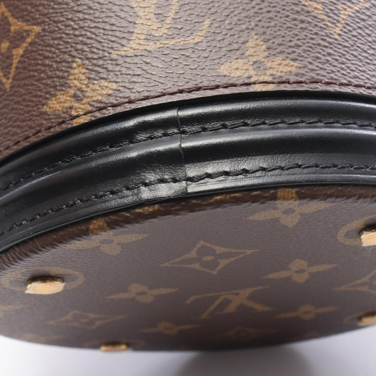 Preloved LOUIS VUITTON Kanoe Monogram Brown/Black Handbag M83480 2101220289058