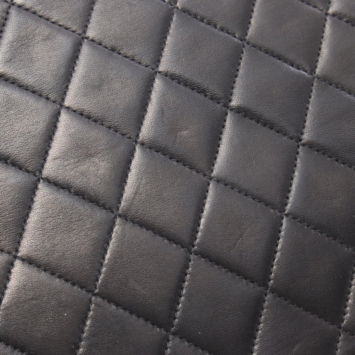 Preloved CHANEL Black Matelasse Lambskin (sheep leather) 2101220286088