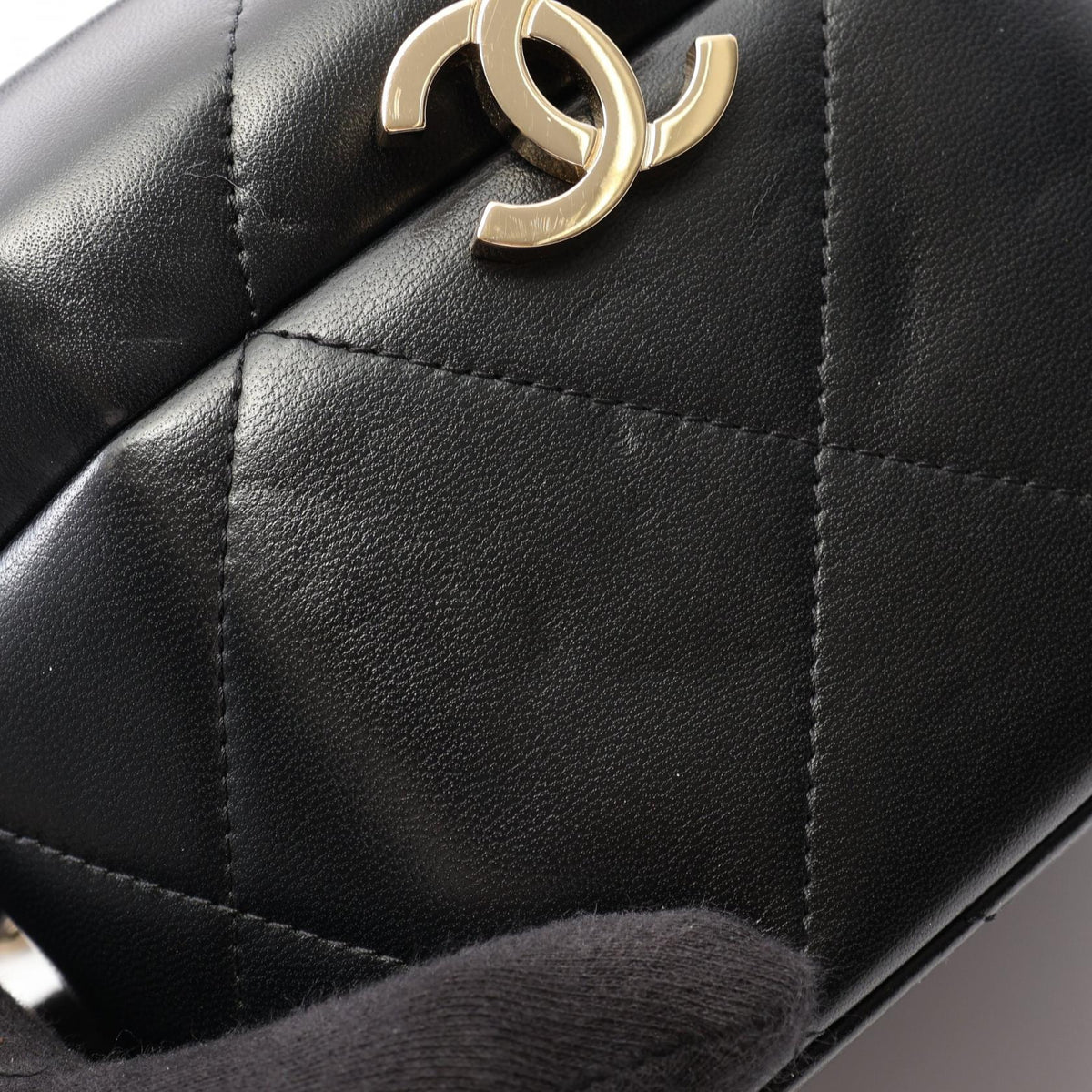 Preloved CHANEL Black COCO Mark Vanity Bag 2WAY Lambskin (sheep leather) AS2630 2101220244668