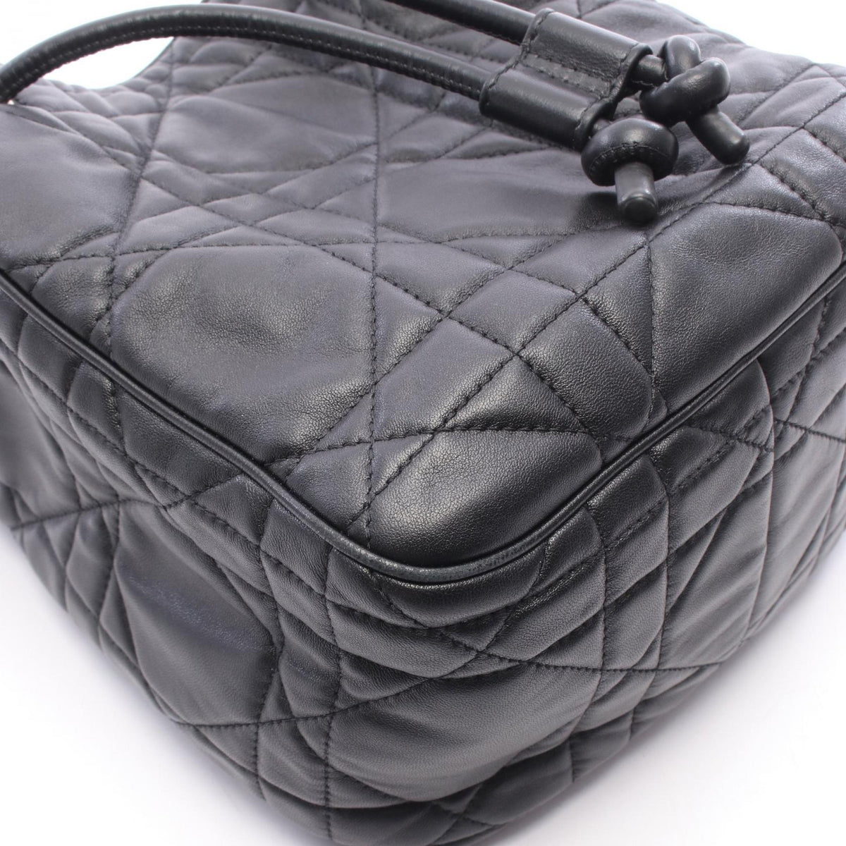 Preloved Dior D-Motion Small Cannage Shoulder Bag Black Lambskin (sheep leather) M2851ONWP 2120900147006
