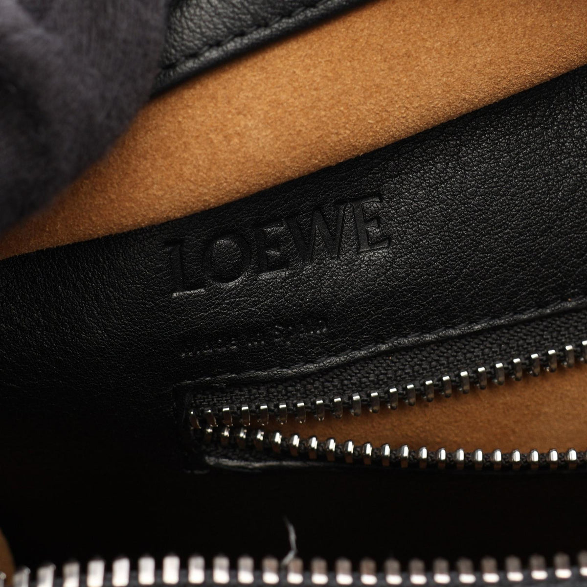 Preloved LOEWE Amazona 28 2WAY Handbag Black leather 352.30.N03 2101220223489