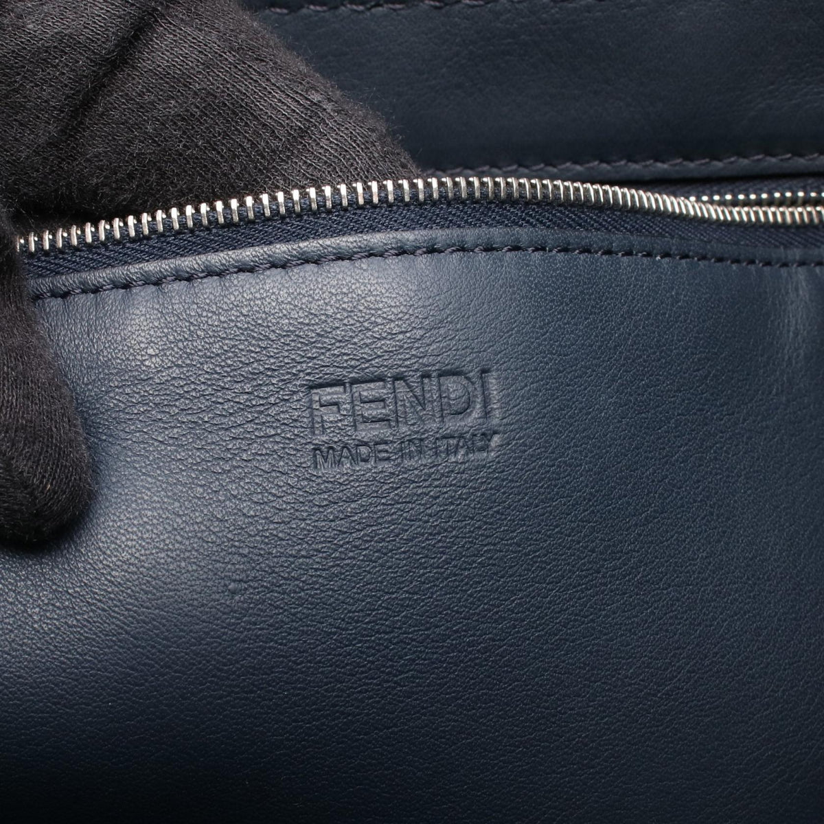 Preloved FENDI All-in Shopping Tote Bag Navy/Black leather 8BH260 2101220287207