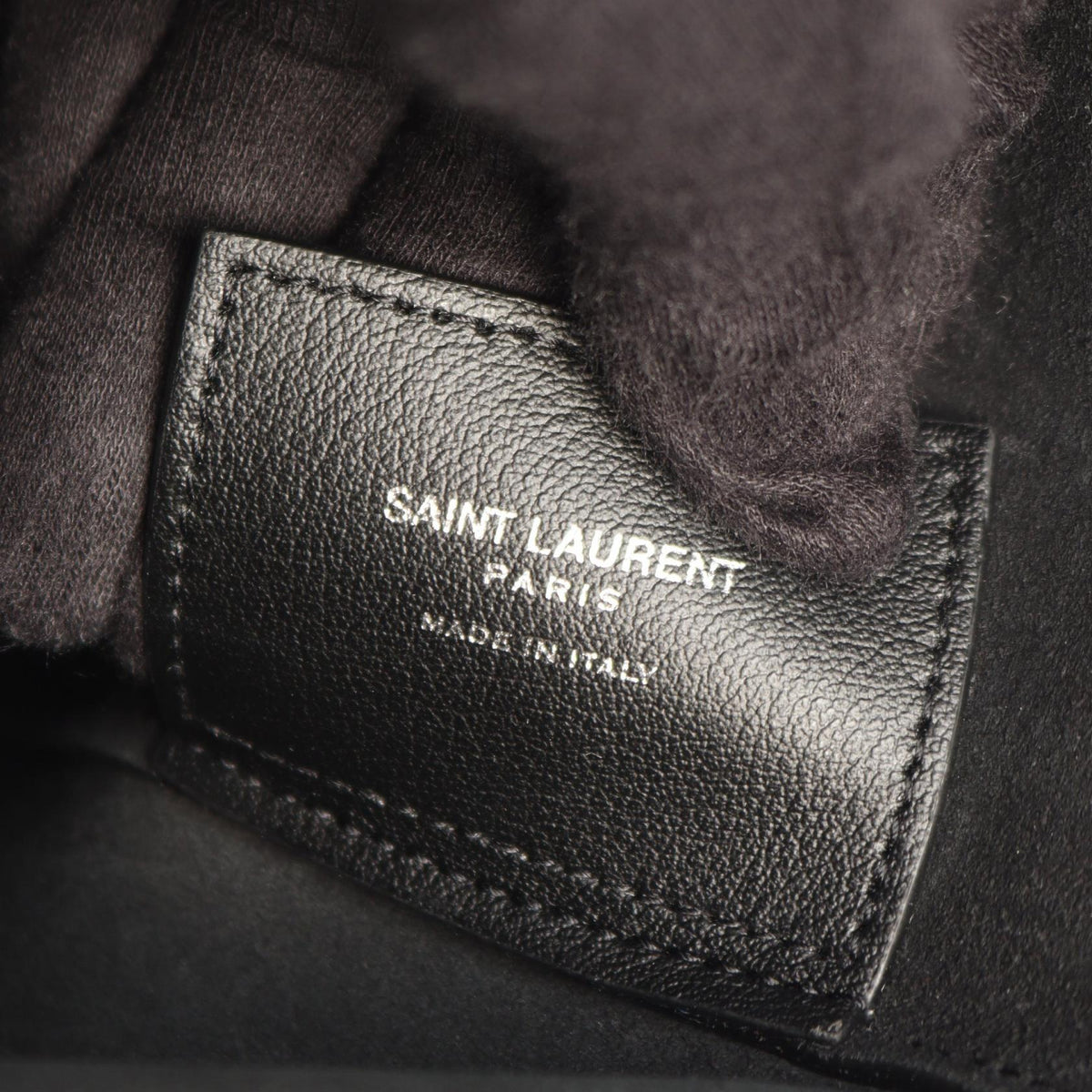 Preloved SAINT LAURENT PARIS bold Tote Bag Black leather 676657 2120900145835