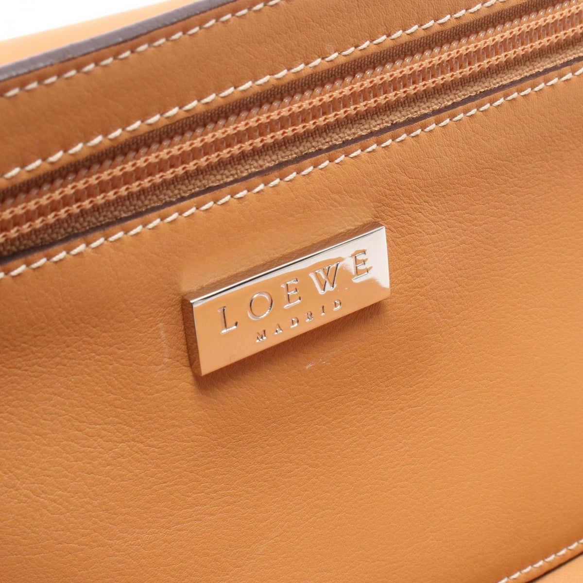 Preloved LOEWE Shoulder Bag Beige leather 2101220281434