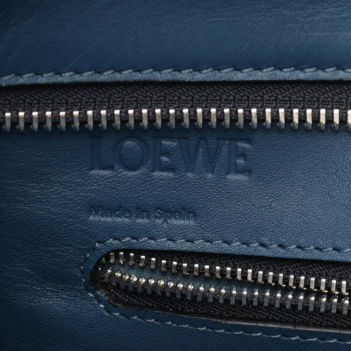 Preloved LOEWE Anagram shopper Tote Bag Blue leather 2101220281120