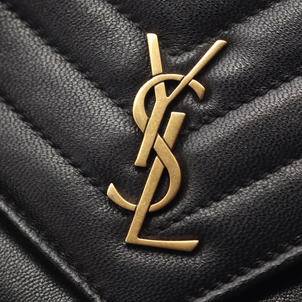 Preloved SAINT LAURENT PARIS YSL logo Shoulder Bag Black leather 5672718 2101220084844