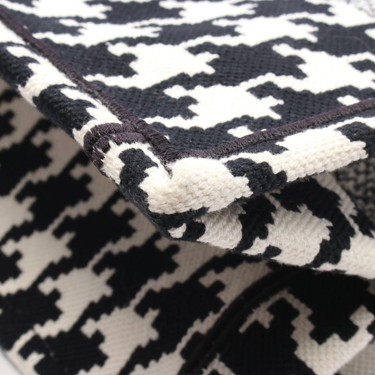 Preloved Dior BOOK TOTE Medium Houndstooth Pattern Tote Bag Black/White canvas 2107601190326