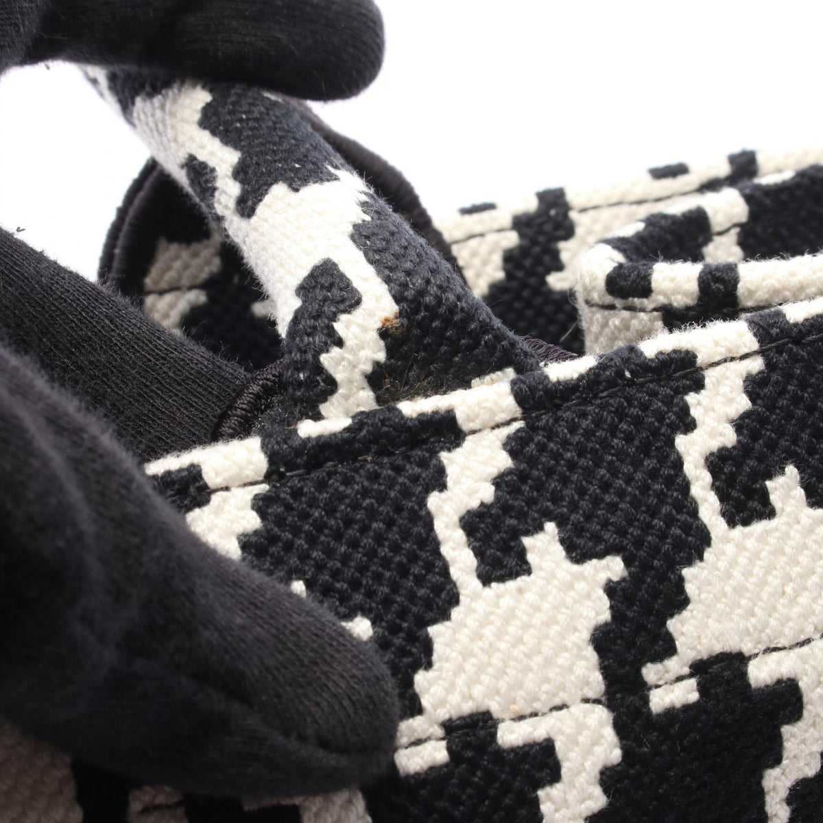 Preloved Dior BOOK TOTE Medium Houndstooth Pattern Tote Bag Black/White canvas 2107601190326